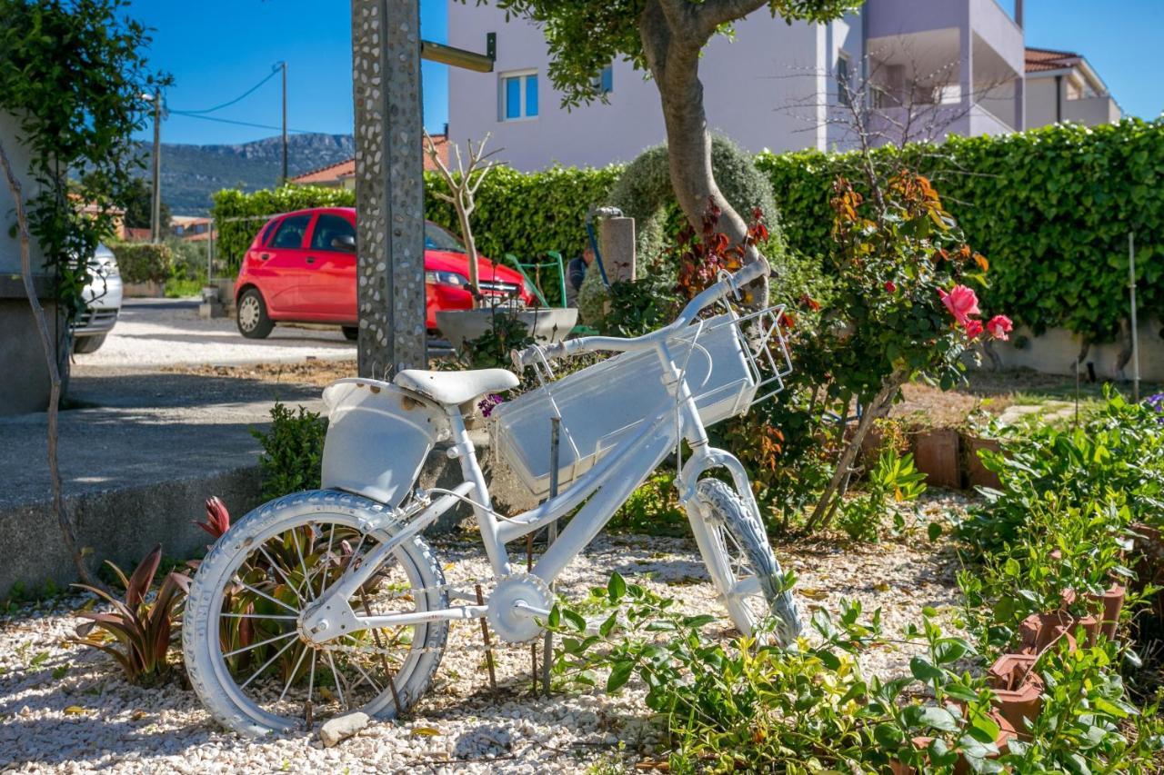 Apartments By The Sea Kastel Stafilic, Kastela - 21145 Exterior foto