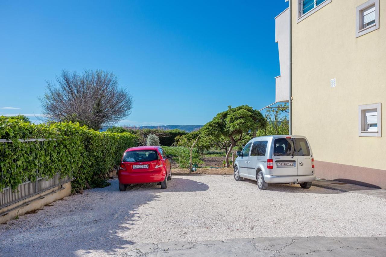 Apartments By The Sea Kastel Stafilic, Kastela - 21145 Exterior foto